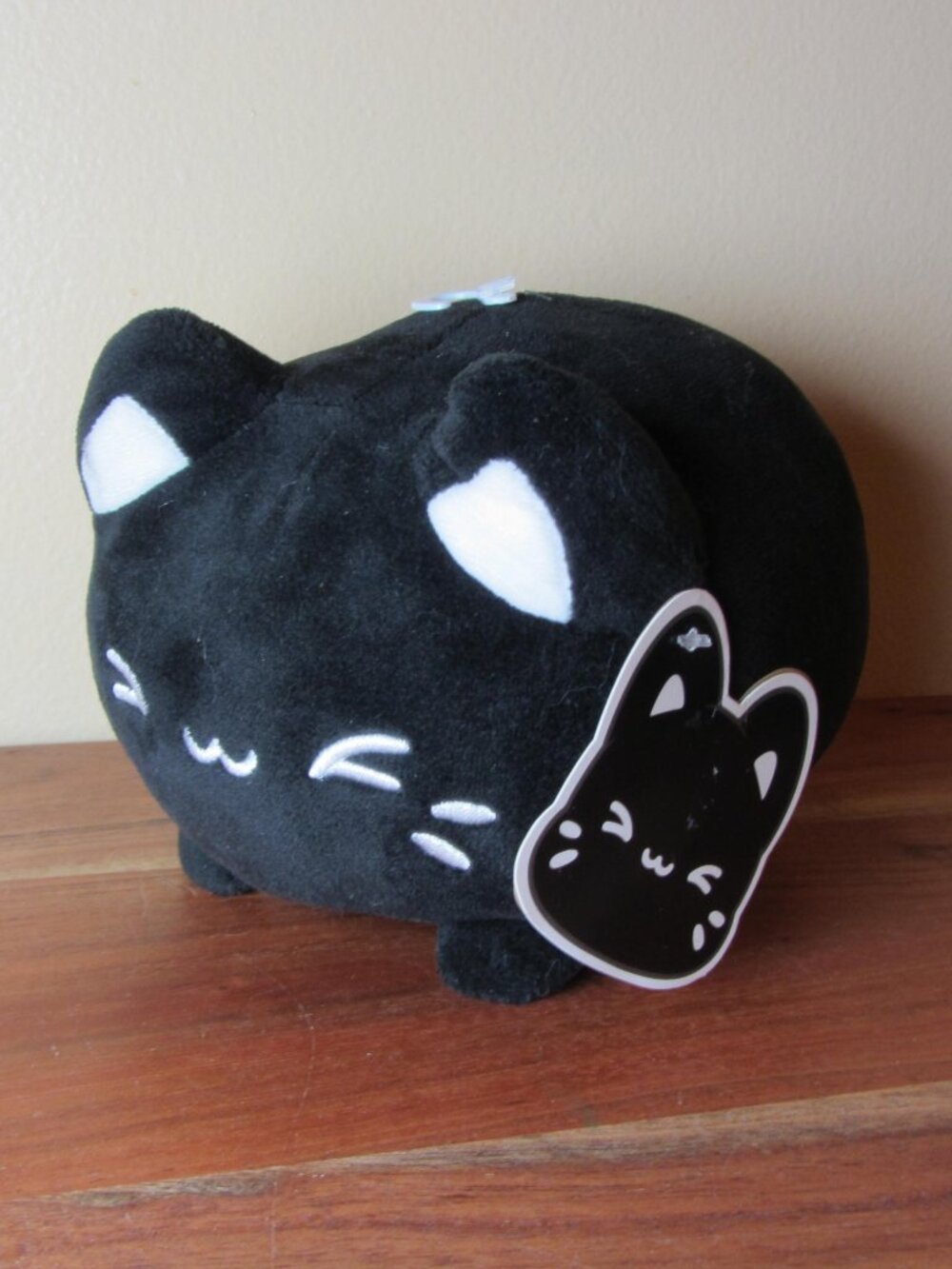 plush aurora tasty peach black sesame meowchi NWT 2023 (W6834)
